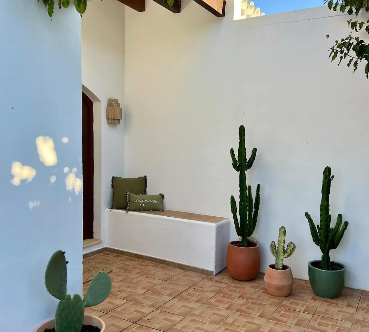 Kasa K - Slowlife In Binibeca Villa